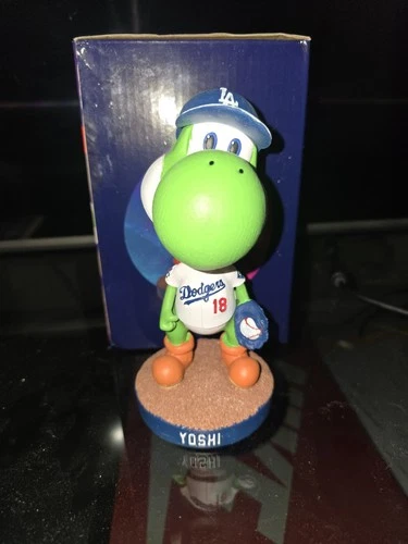 2026 YOSHI Bobblehead SUPER MARIO NINTENDO #18 Los Angeles Dodgers SGA 3/31/26