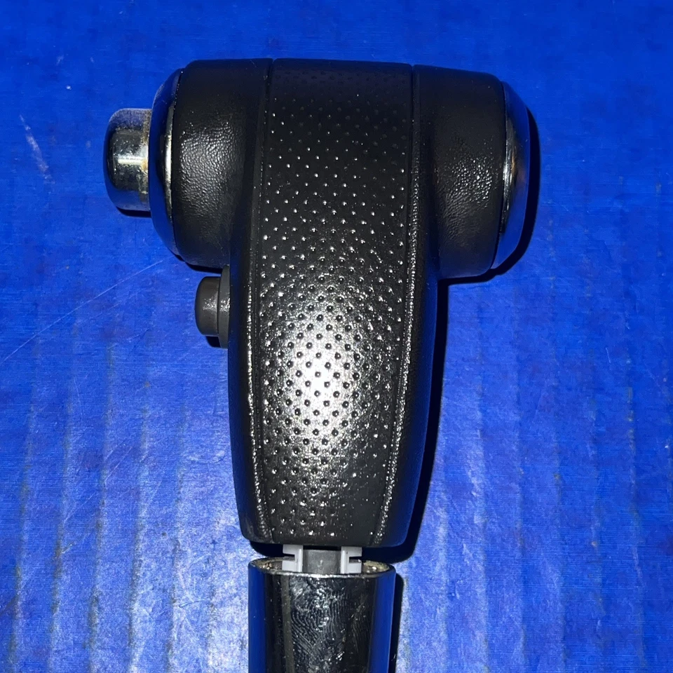 2005-2012 NISSAN XTERRA PATHFINDER FRONTIER GEAR Shifter Knob Black Rubber - Image 2 of 4