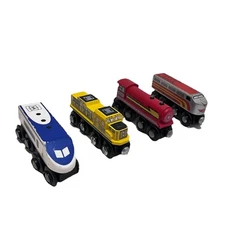 Maxim Enterprise Magnetic Wooden Train Cars 4PC Lot