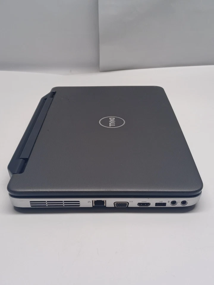 Dell Vostro 1540 Laptop i3-M360 2GB No HD - Image 4 of 4