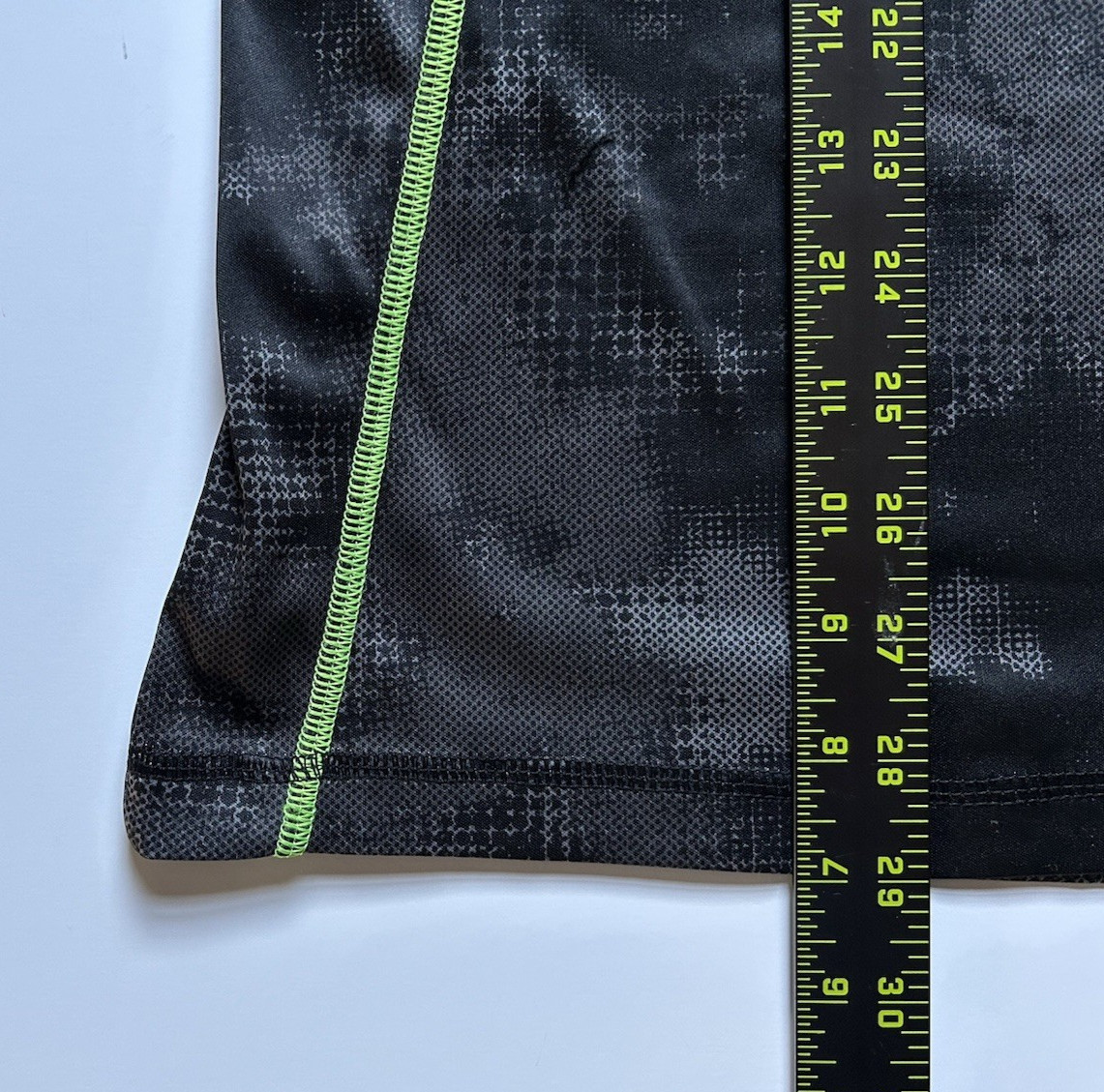 ASICS Running Performance Black Camo Pattern Shir… - image 7