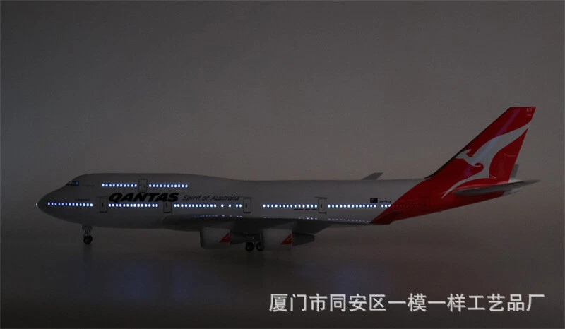 Avión QANTAS 1/150 Boeing 747 Australian Airlines con LED modelo avión juguete Foto 4 de 4