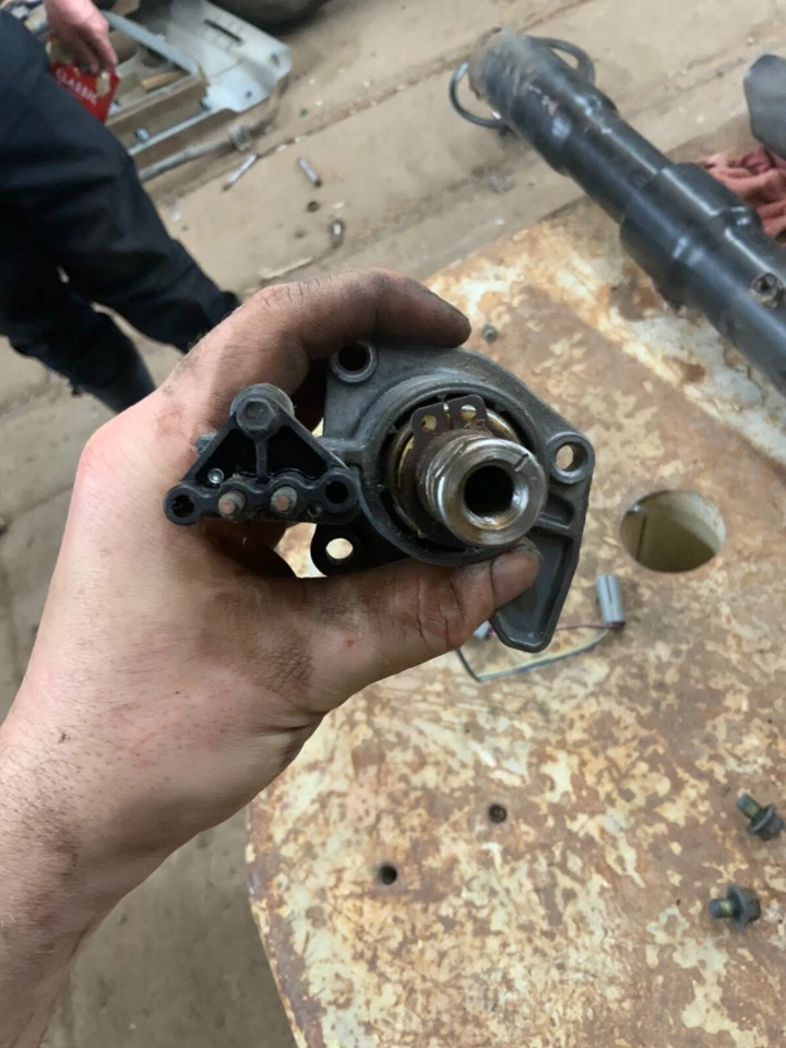 1994 Mazda B3000 b series steering column shaft rod manual transmission - Изображение 2 из 4