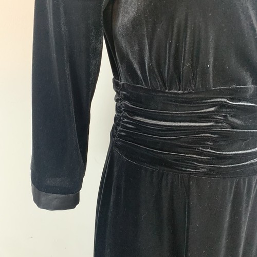 Sandra Darren Black Velvet Velour 3/4 Sleeve Fit n Flare Dress Size 12 - Picture 3 of 7