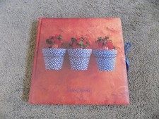 Anne Geddes Photo Album Hardcover Book  11 Pages  Holds 27 Pictures