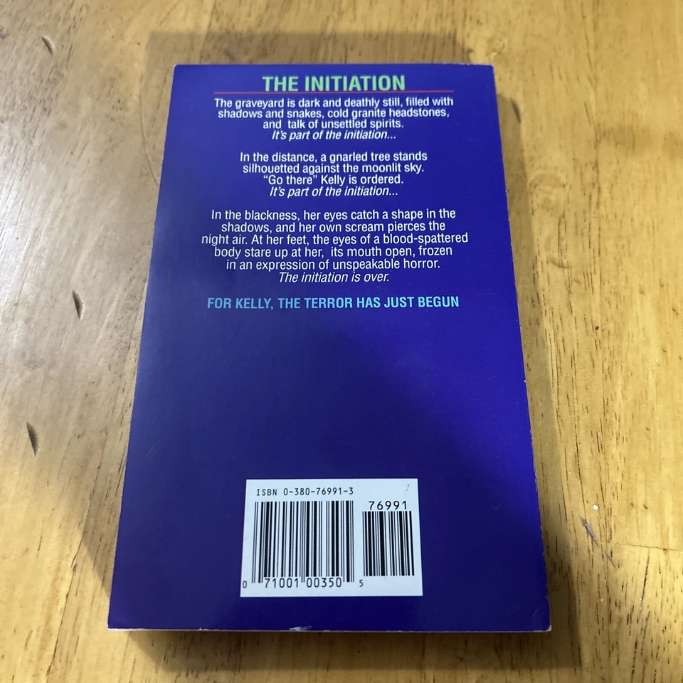 Graveyard Moon by Carol Gorman paperback Book Vintage Horror 1st Ed First Print - Image 2 of 3