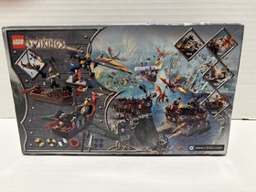 LEGO&reg; Vikings  7016 - Viking Boat Against the Wyvern Dragon
