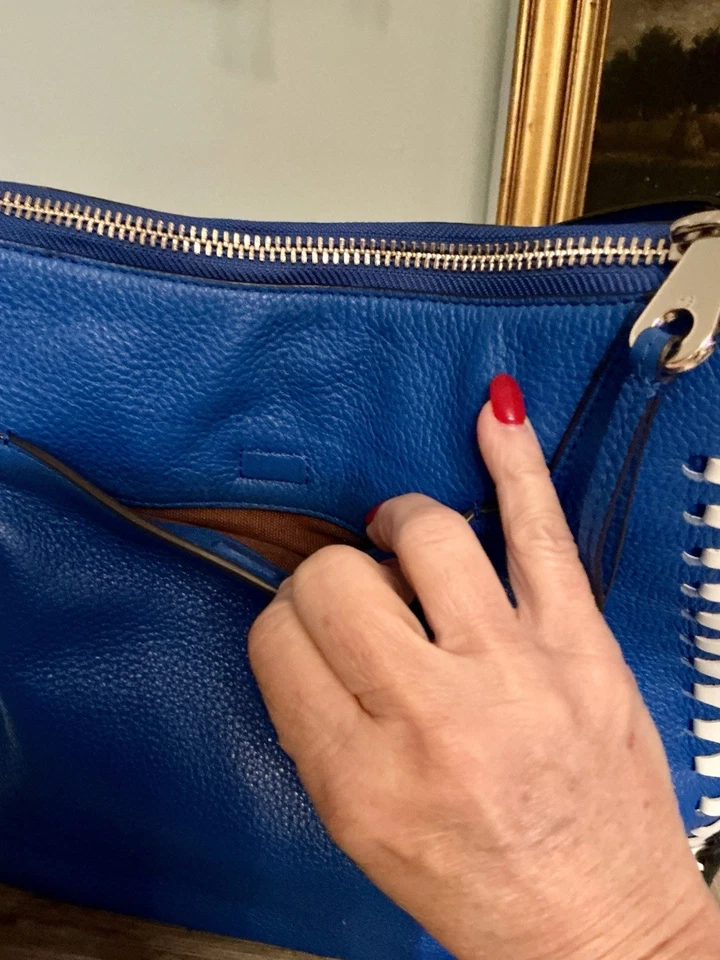 "Bolso de Hombro Hobo Henri Bendel De Colección Excelente Estado 10.5"" X 12""x5""" Foto 4 de 4