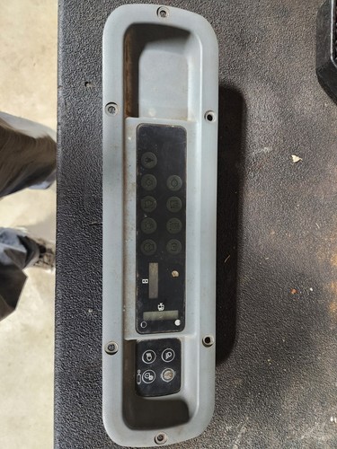 New Holland Instrument Cluster Part # 87366162  skidlaoder L170 L175