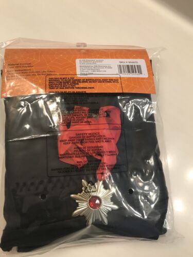 Spooky Village Adult Vampire Kit - One Size Fits Most - Cape Teeth Medallion - Picture 2 of 2