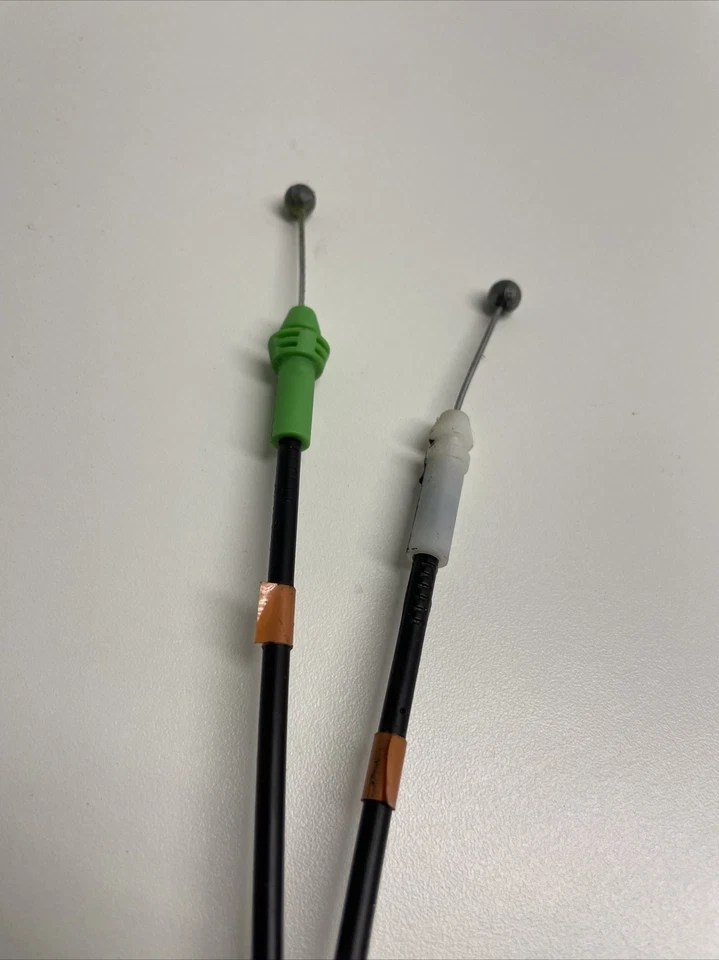 Toyota Prius C 2014 cerradura puerta trasera izquierda actuador pestillo OEM Foto 3 de 4