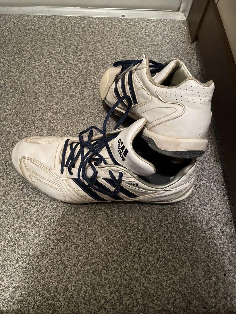 Used baseball best sale cleats