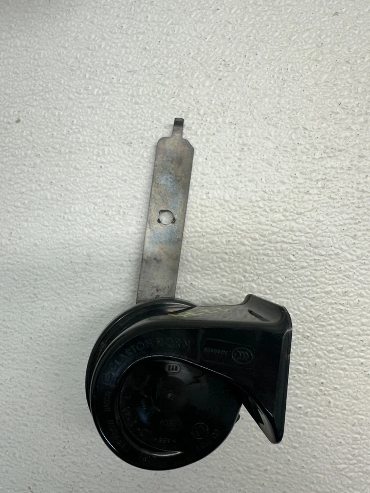 2009 2013 BMW X5 FRONT DRIVER LEFT STEERING BUTTON HORN 61337279782 OEM 252274 - Image 3 of 4