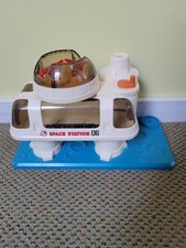 1984 Vintage Playworld Lil Playmates Space Station Playset INCOMPLETE BASE PART