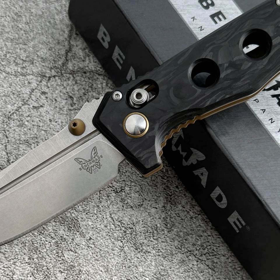 Cuchillo Plegable Benchmade273-03Mini Adamas MagnaCut Acero Inoxidable Mármol Fibra de Carbono Foto 4 de 4