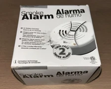 Family Gard Smoke Alarm 2 Pack Battery Operated White FG200B2