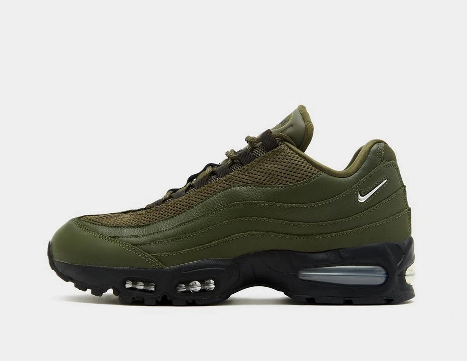 Nike Air Max 95 Men's Shoes in Green