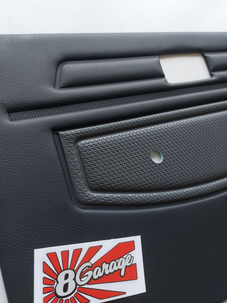 8 Garage Door Panel for Toyota Pickup Hilux 78-83 / RN30 RN40