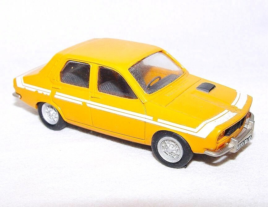 IXO 1/43 ルノー RENAULT R8 GORDINI #83 IXO 1/43 ルノー RENAULT R8