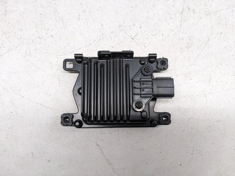 Lexus GX460 Adaptive Cruise Distance Sensor Radar 2013-2019 DNR004C1 88210-60141 - Image 3 of 4