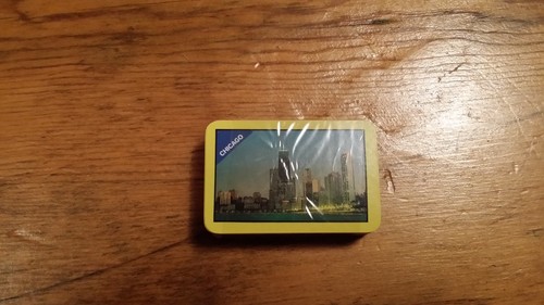 TARJETAS DE JUEGO DE COLECCIÓN CHICAGO SKYLINE EN MINIATURA AMARILLA CON CAJA ENVÍO GRATUITO - Imagen 2 de 4