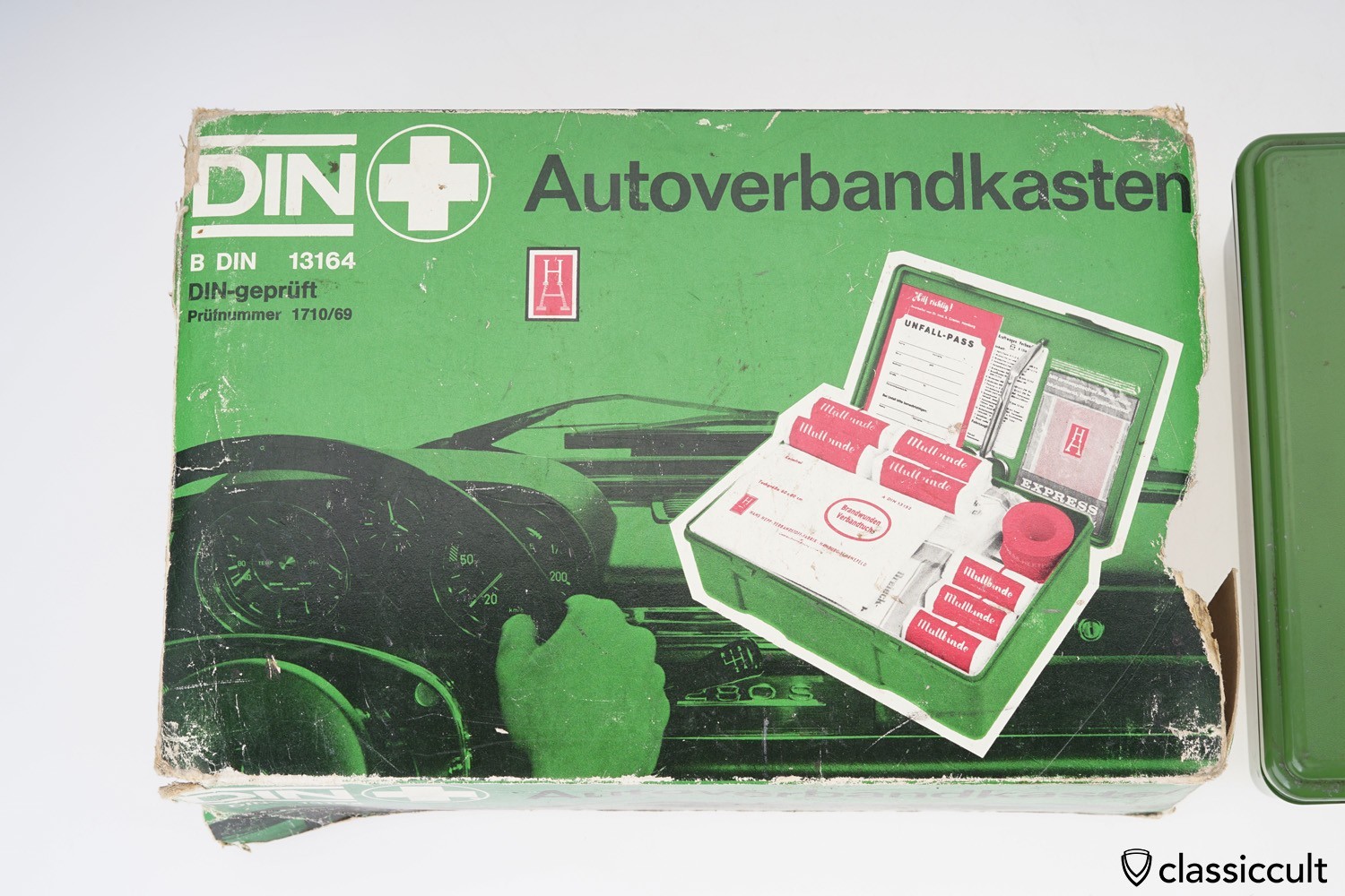 German Mercedes 280S W108 First Aid Kit Nos