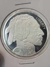 1 Troy Oz Silver Round Beautiful Buffalo - 0.999 Fine Silver Coin