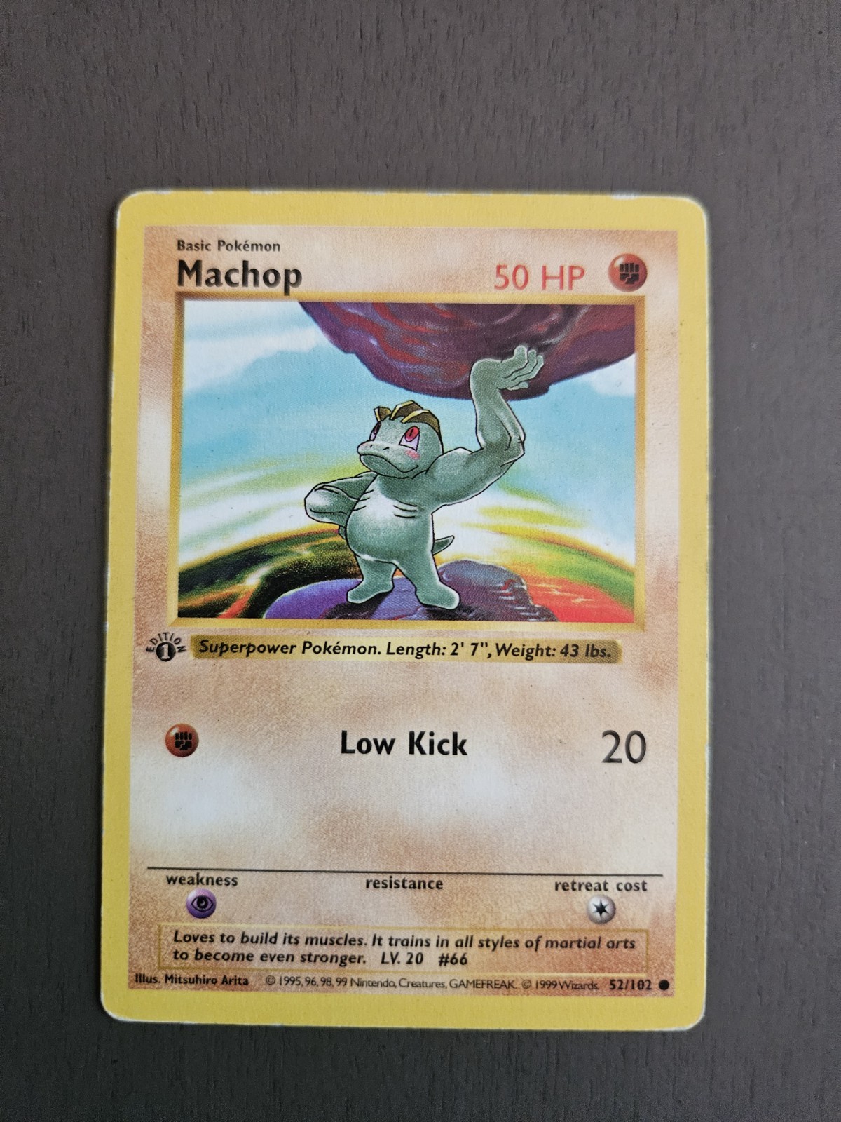Pokémon TCG Machop 052/102 Base Set (Shadowless) 1st Edition NM/LP