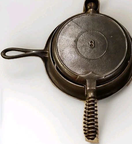 ANTIQUE LODGE #8 CAST IRON WAFFLE PADDLES MAKER WITH BASE RARE