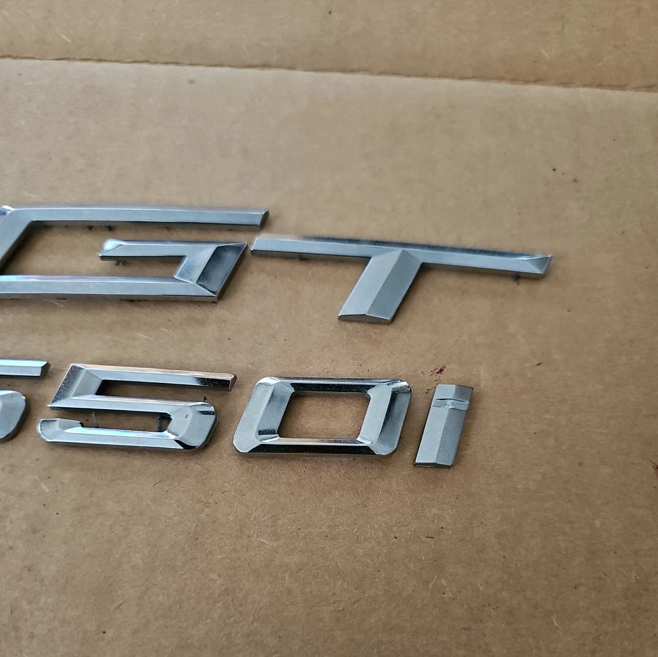 BMW 535i 550i GT 2010 2011 2012 insignia emblema logotipo adorno calcomanía placa de identificación Foto 3 de 3