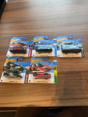 Hot Wheels Porsche Mustang Alfa Romeo 5 Auto Lot Carded Mainline Sammlung