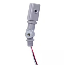 NIGHTFOX 1,000-Watt LED/Incandescent Stem and Swivel ITEM-142