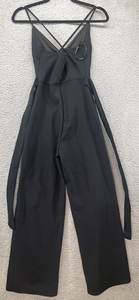 NWT JOE & ELLE Women’s Spaghetti Strap Front Flutter Jumpsuit Black XS - Imagem 3 de 4