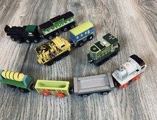 CHUGGINGTON THOMAS MAGNETIC WOODEN TRAIN SET OF NINE ADD TO YOUR COLLECTION 