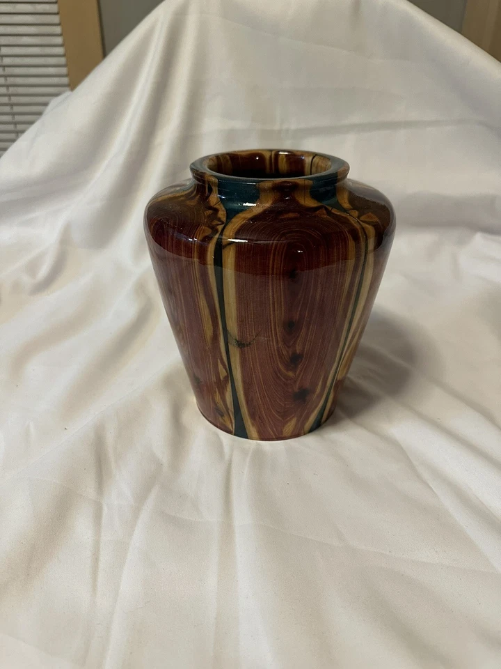 Jarrón de madera y epoxi/gran regalo de Whitetail Studios Wood Works hecho en EE. UU. Foto 3 de 4