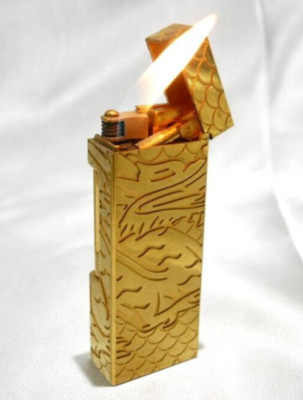 WORKING Dunhill gas Lighter gold without box