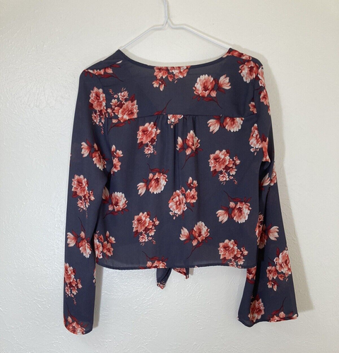 Urban Romantics Womens Blouse S Top Crop Tie Bell Sleeve Dark Floral CottageCore - Picture 2 of 9