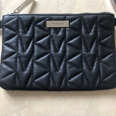 Michael Kors Black Textured Leather 30334179_59431923_600.jpg main image 4