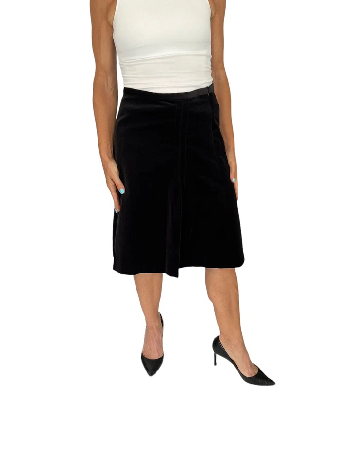 BURBERRY LONDON ITALY BLACK PLEATED A LINE COTTON VELOUR PLUSH SKIRT SIZE 6 - Image 2 of 4