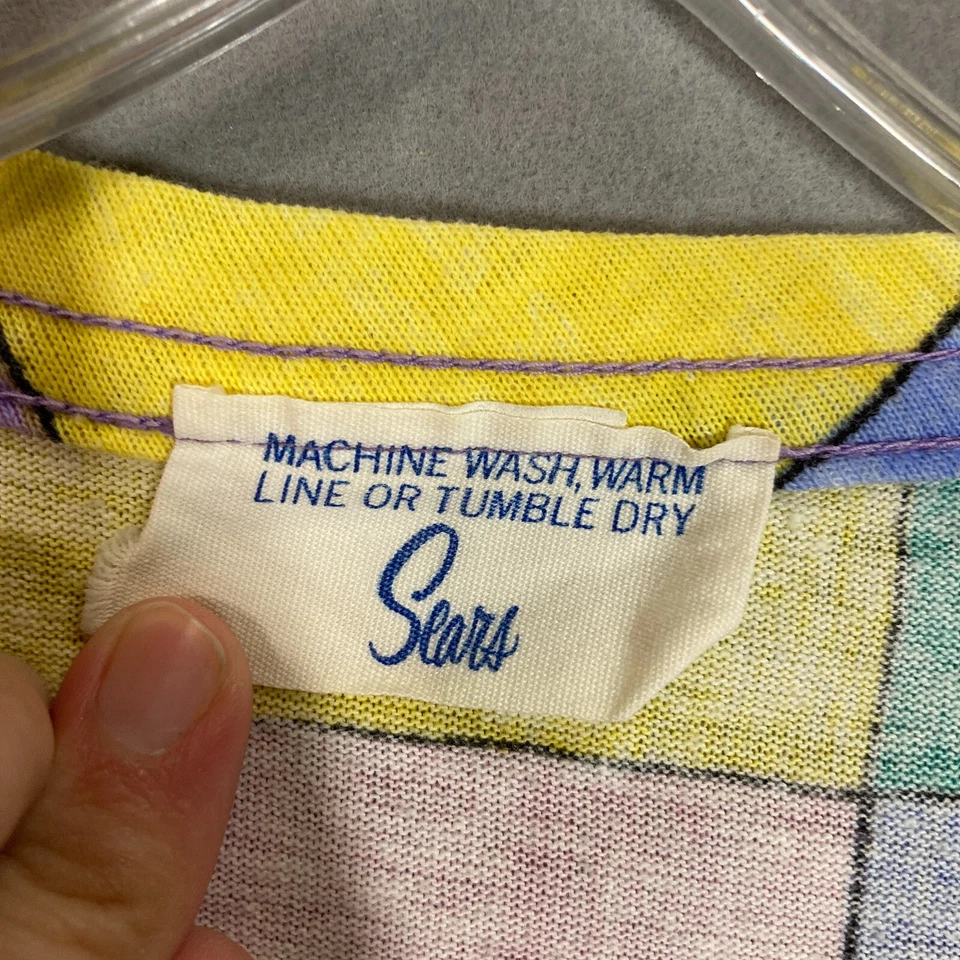 Camiseta Feminina Antiga Anos 70 Estampa Total Tamanho P Arco-íris Pastel Manga Curta Rara - Imagem 2 de 4