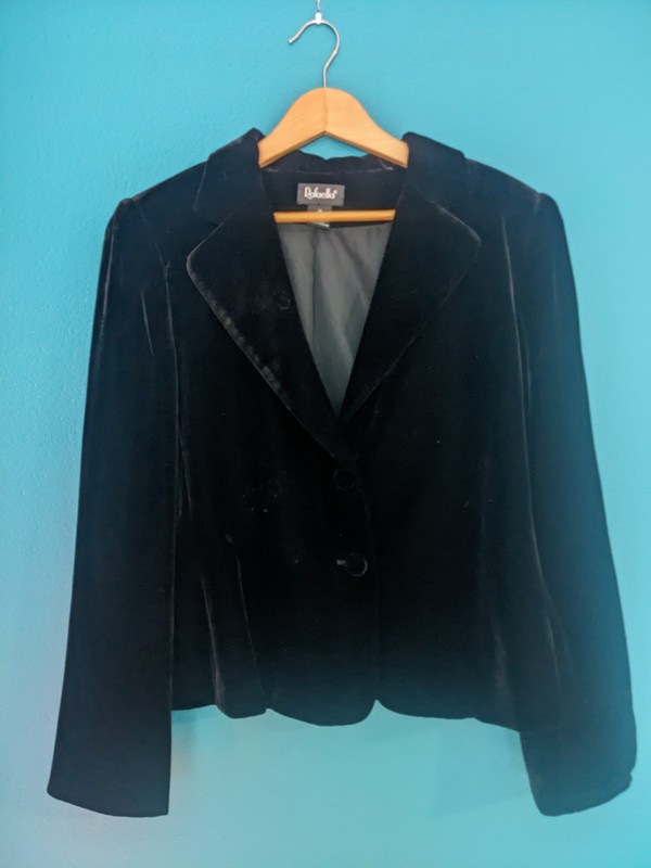Rafaella Black Velvet Blazer size 14 soft rayon/silk