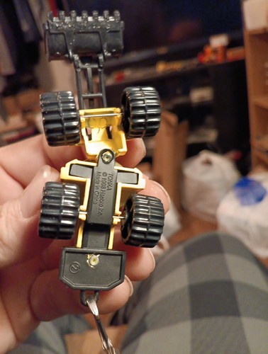 Tonka Mighty Construction Keychain Detachable, Working Loader - Picture 3 of 4