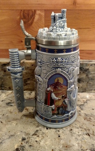 VINTAGE 1995 AVON KNIGHTS OF THE REALM LIDDED CERAMIC STEIN - Picture 2 of 7