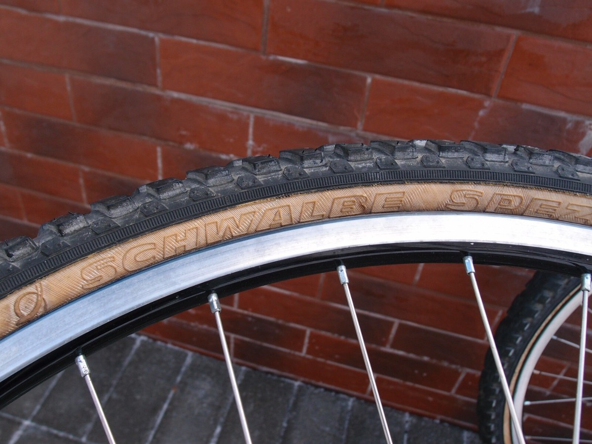 Jeu de roues VTT 26 en Araya RM-17 Shimano Deore XT FH-M730 HB-M730
