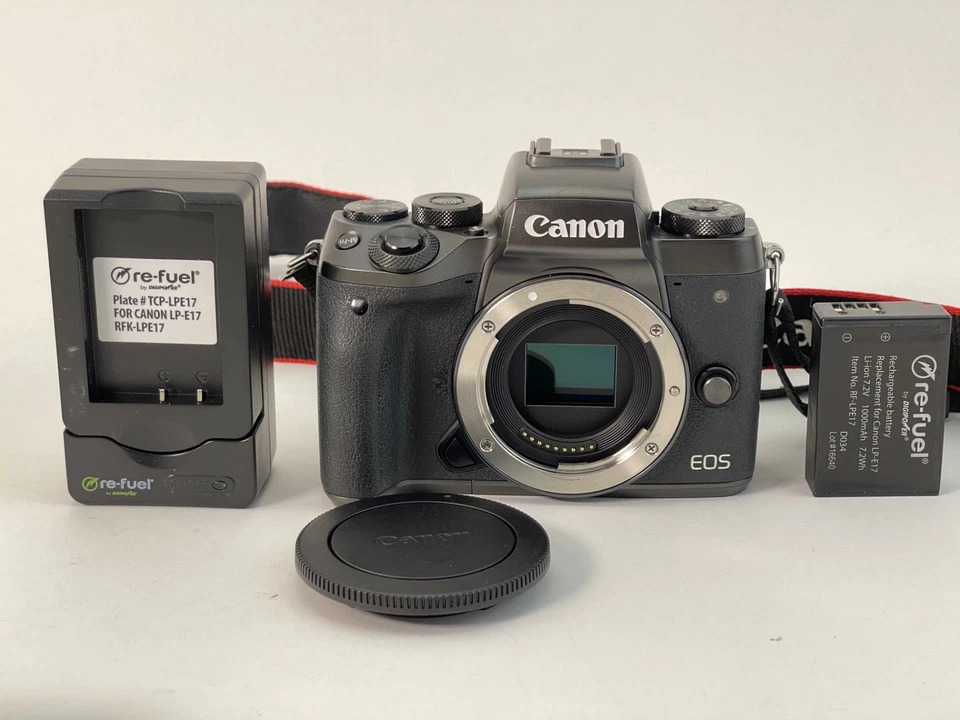 Беззеркальный цифровой фотоаппарат Canon EOS M5 (только корпус) - черный - 1279C001 - Изображение 2 из 4