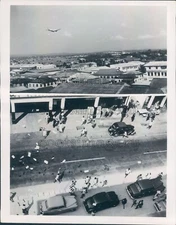 1955 Press Photo Leaflet Drop Accra Ghana 1950s Africa