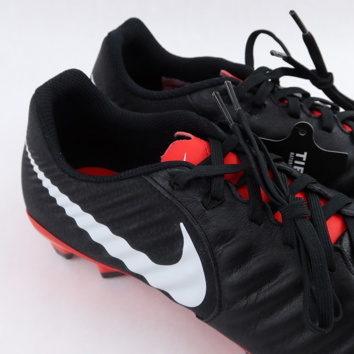 Nike Legend Academy 7 Soccer Cleats Men's Size 8 Black FG Tiempo