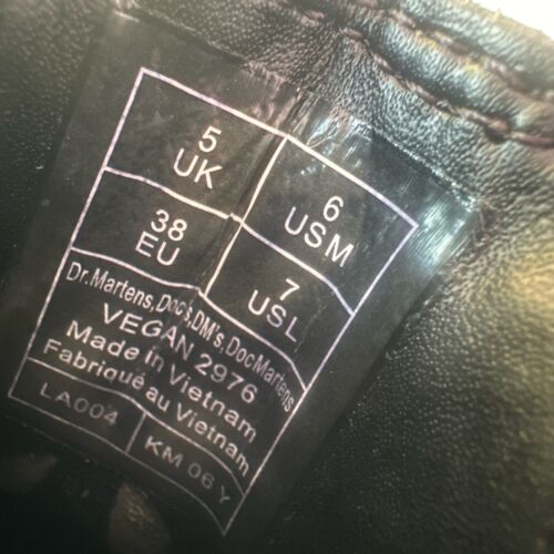 Dr Martens Vegan 2976 Chelsea Ankle Boots Women’s 7 Men’s 6 Black Purple - Picture 4 of 9