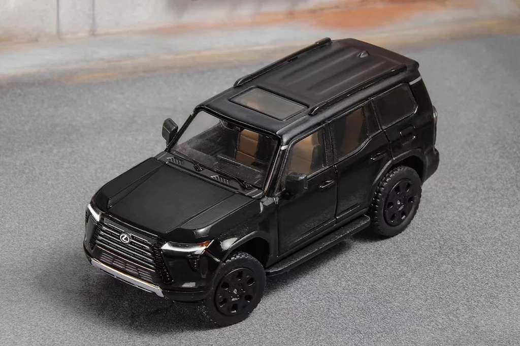 GCD 1/64 - レクサス GX550 オーバートレイル (チェイスカー) GCD 1/64 - レクサス GX550 オーバートレイル (チェイスカー