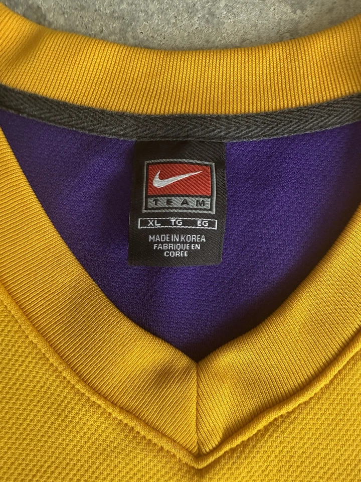 ВИНТАЖНАЯ ФУТБОЛКА ДЛЯ СТРЕЛЬБЫ LOS ANGELES LAKERS NIKE АУТЕНТИЧНАЯ РАЗМИНКА ДЖЕРСИ KOBE XL - Изображение 4 из 4